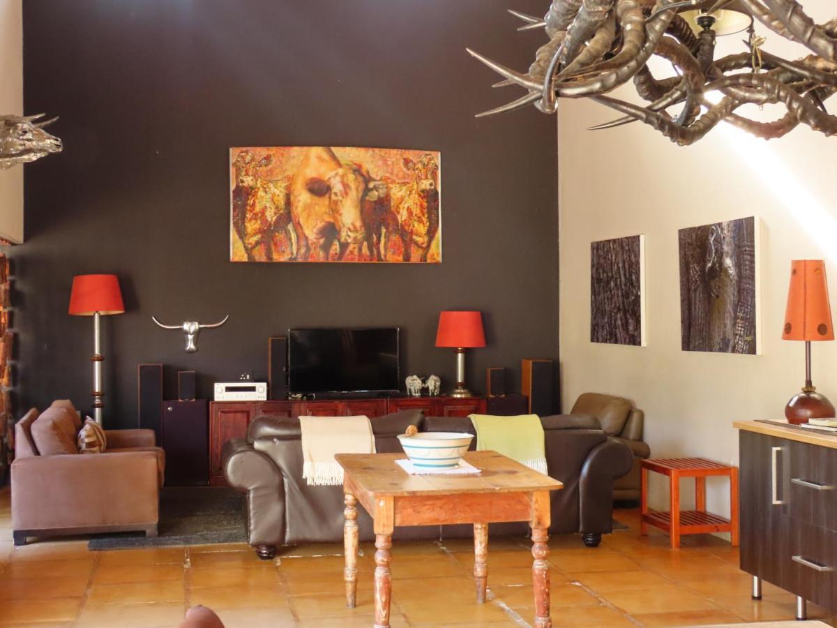 Lodge Sunset & Safaris *