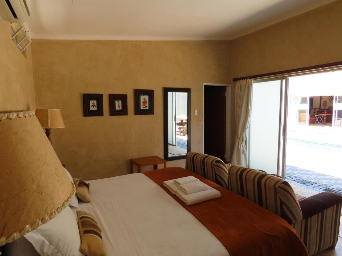 Lodge Sunset & Safaris *