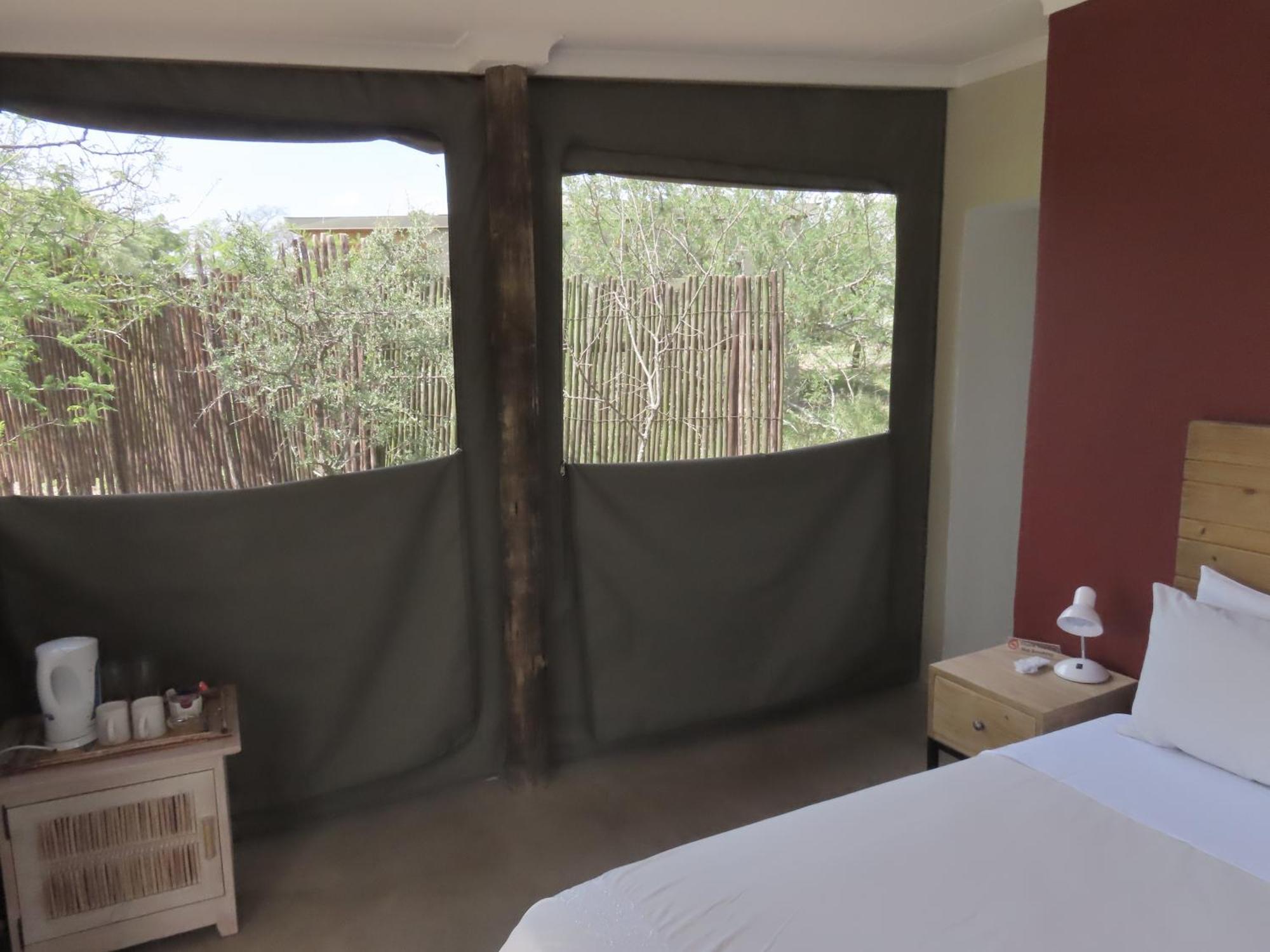 Lodge Sunset & Safaris